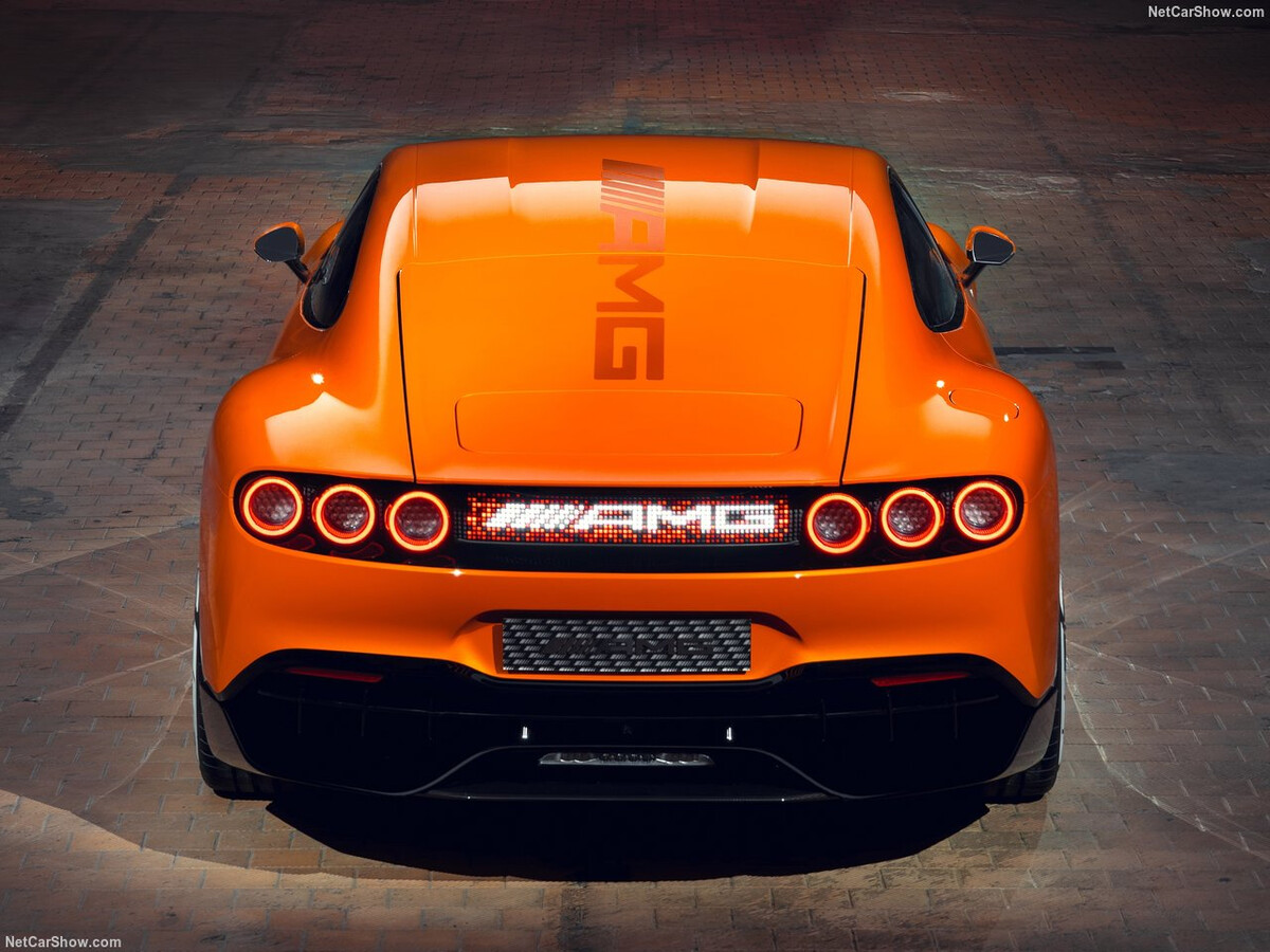 벤츠 디자이너들 줄빠따 한 번 쳐야할듯  썸네일