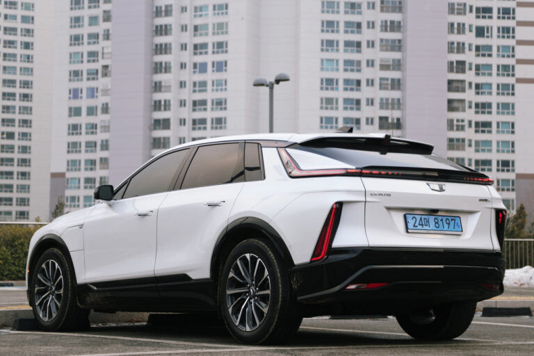 캐딜락 리릭 1700만원 할인? 게시글 썸네일