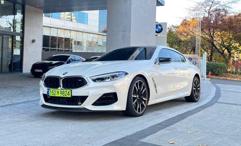 브랜드 빼고 얼굴만 봤을때 m850i vs amg gt43  게시글 썸네일