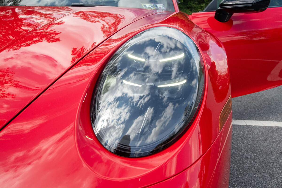 [신차사진] 2026 포르쉐 911 카레라 4 GTS 쿠페 썸네일