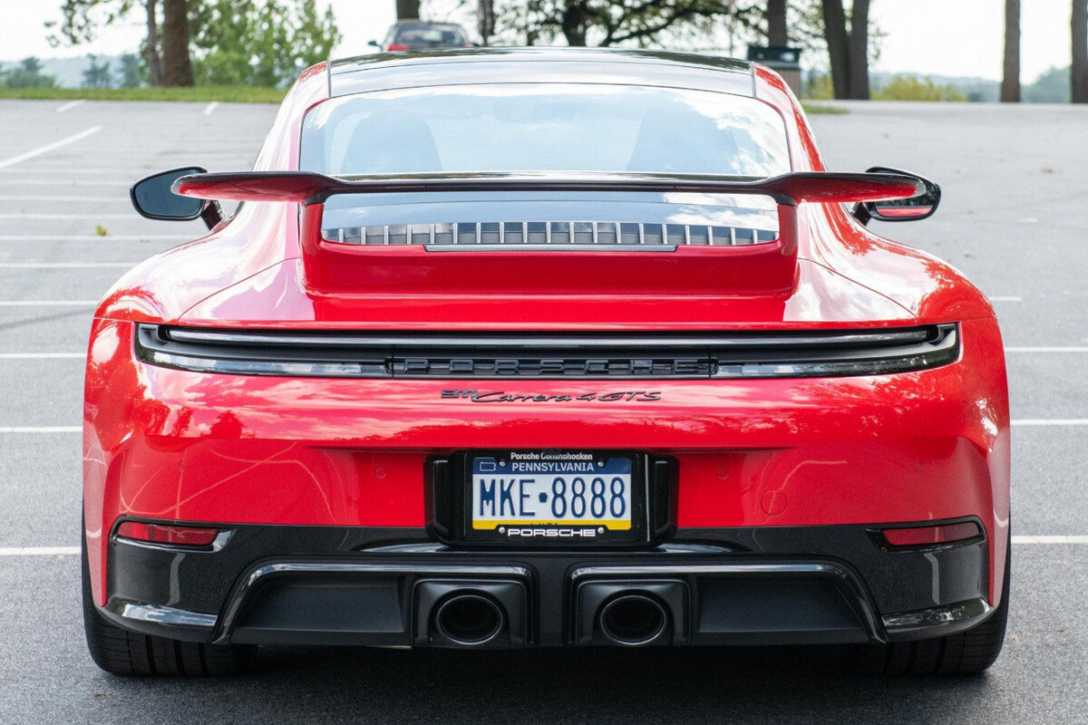 [신차사진] 2026 포르쉐 911 카레라 4 GTS 쿠페 썸네일