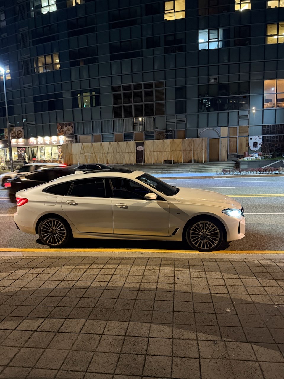 생존신고 게시글 썸네일