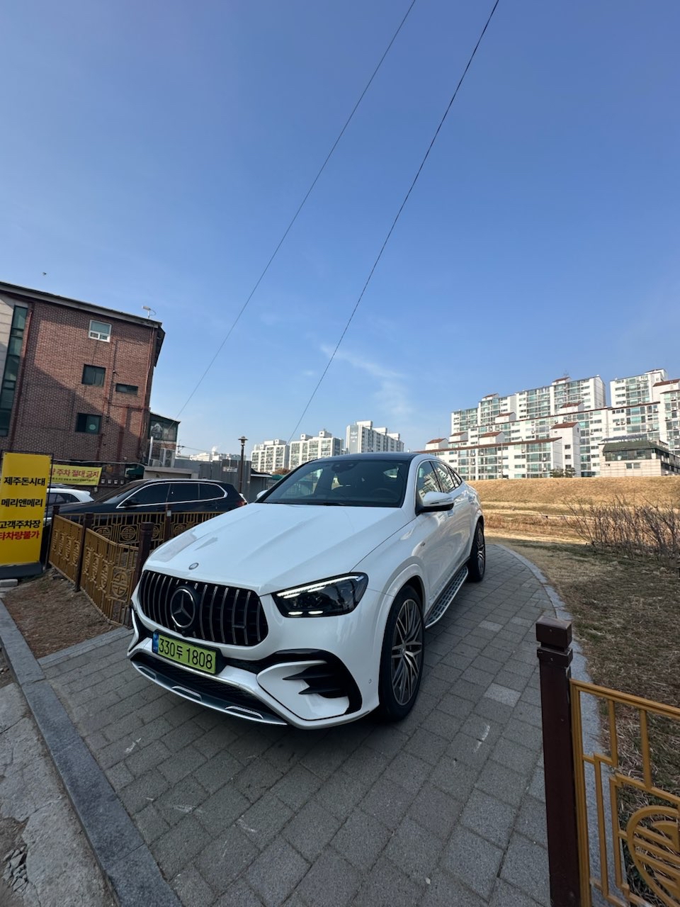 하데스 벤츠 GLE 53AMG 1주일 동행. . . 게시글 썸네일