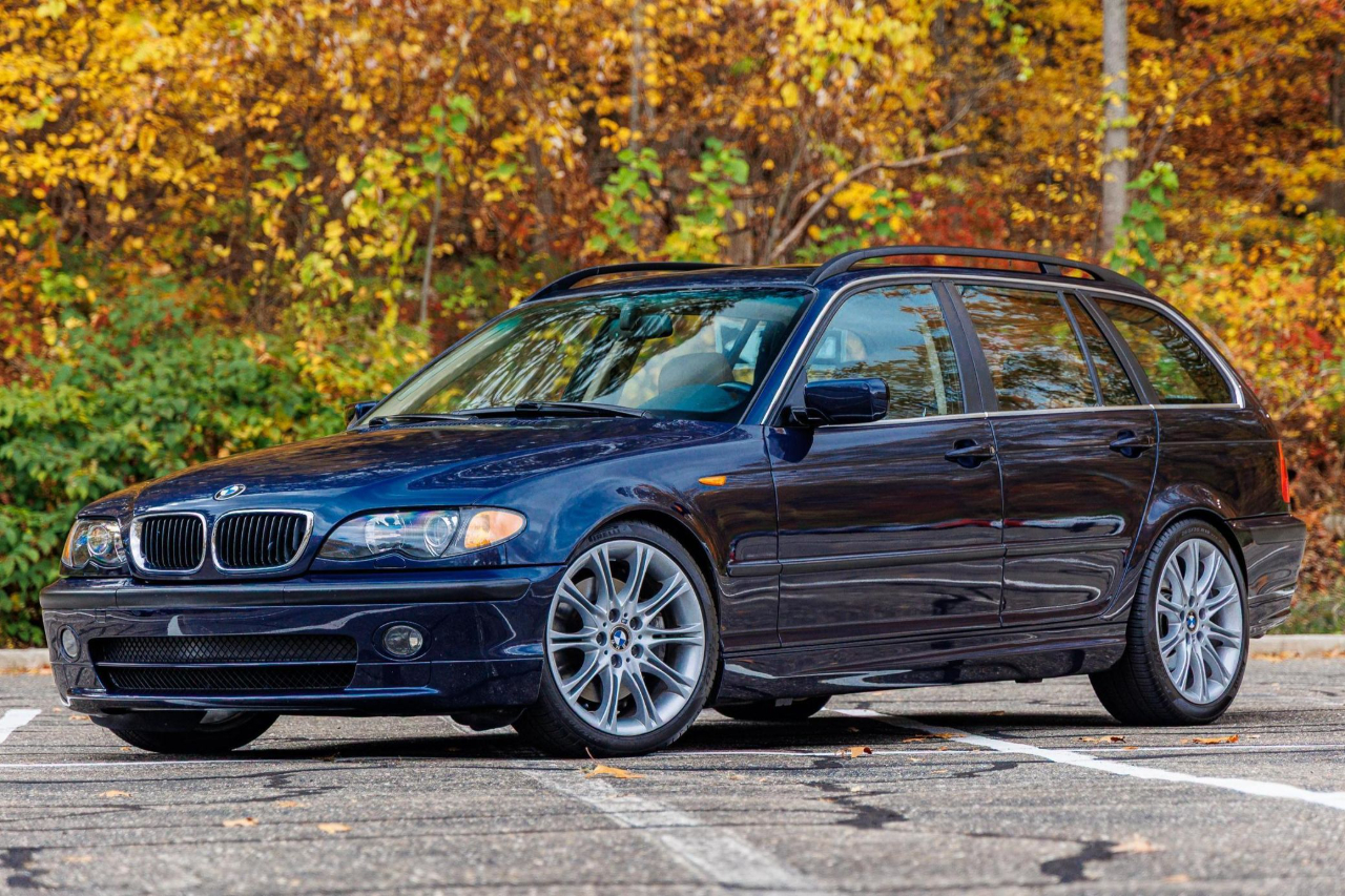 [자동차 사진] 2002 BMW 3시리즈 325i 투어링  게시글 썸네일