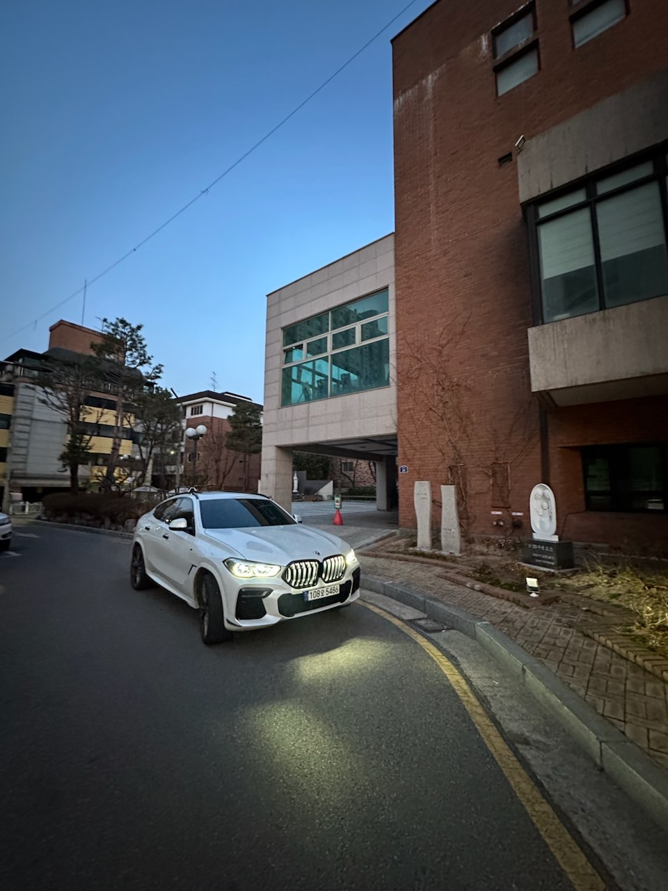 하데스 막둥이 X6M50i 사진 게시글 썸네일