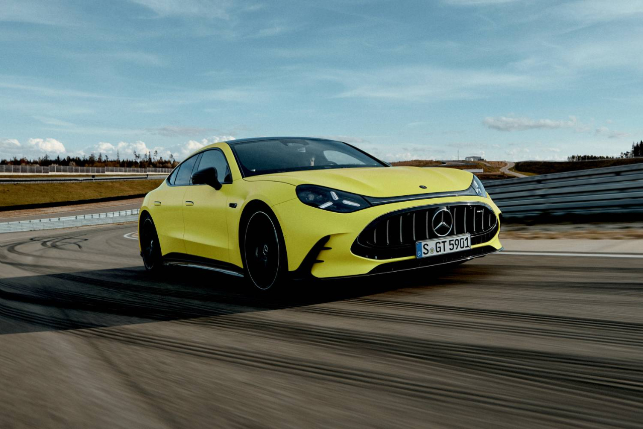  (혐주의) 벤츠 AMG GT 4도어 풀체인지 떳다 게시글 썸네일