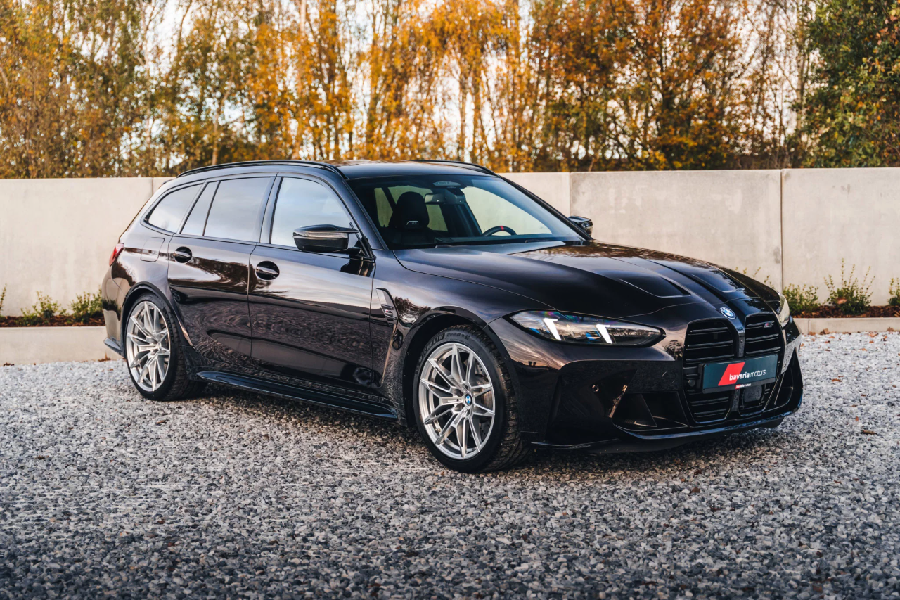 [신차사진] 2026 BMW M3 투어링 인디비주얼 루비 블랙 게시글 썸네일