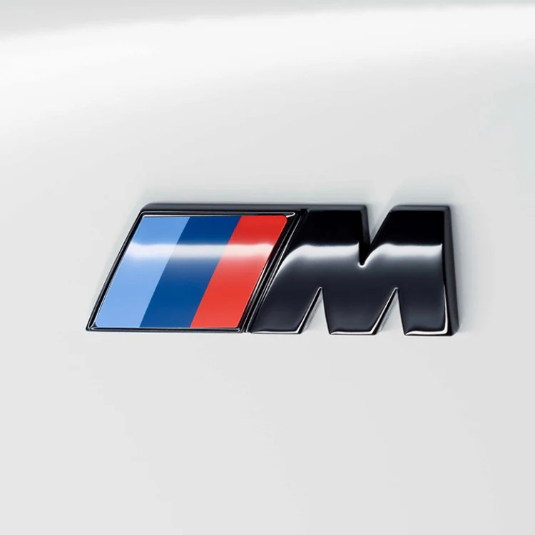 BMW M 출고하면 M자 탈모 치료되나요?  게시글 썸네일