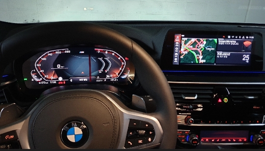 BMW 2020년식 변경된 디지털 계기판에 홀릭되어~~ 게시글 썸네일