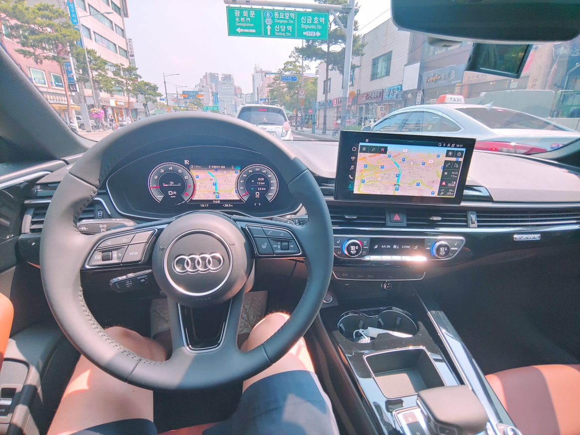 아우디 A5 45 TFSI 콰트로 프리미엄 스포츠백 썸네일 이미지