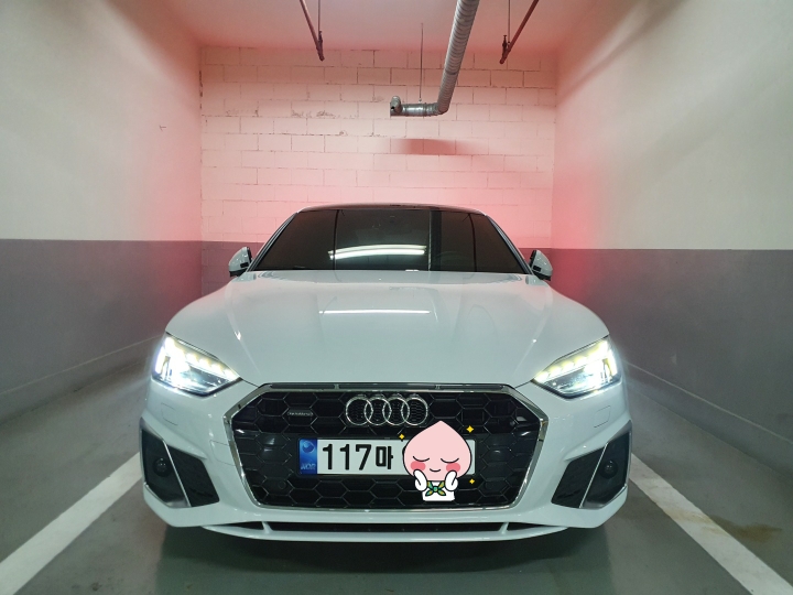 아우디 A5 40 TDI 콰트로 프리미엄 스포츠백 썸네일 이미지