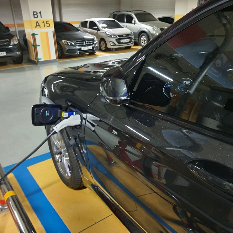 BMW X3 30e xDrive M 스포츠 게시글 썸네일