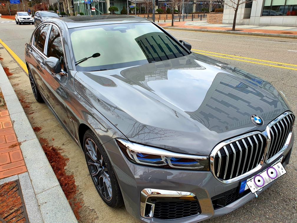 BMW 7시리즈 740i sDrive M 스포츠 패키지 게시글 썸네일