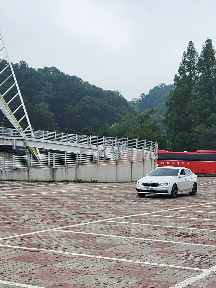 BMW 6시리즈 그란투리스모 620d GT 럭셔리 게시글 썸네일