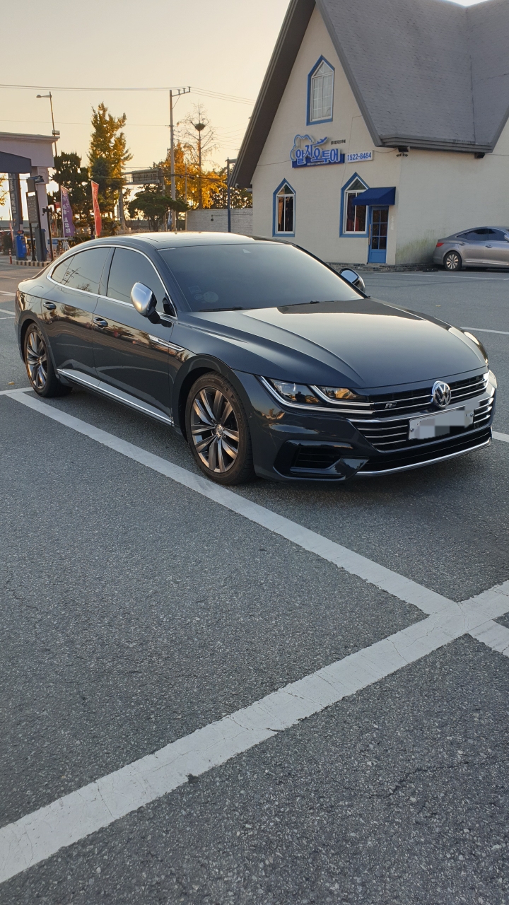 폭스바겐 아테온 2.0 TDI 엘레강스 프리미엄 썸네일 이미지
