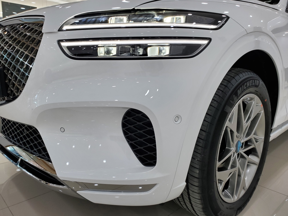 제네시스 GV70 디젤 2.2 AWD 파퓰러I 패키지 썸네일 이미지