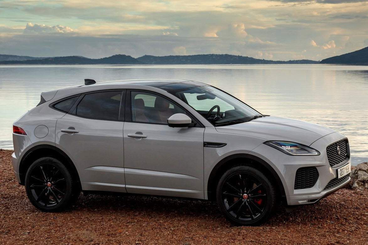 E-Pace 외장 사진 3