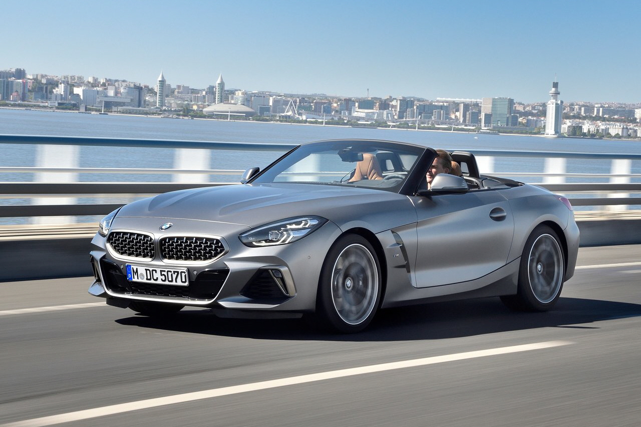 Z4 외장 사진 1