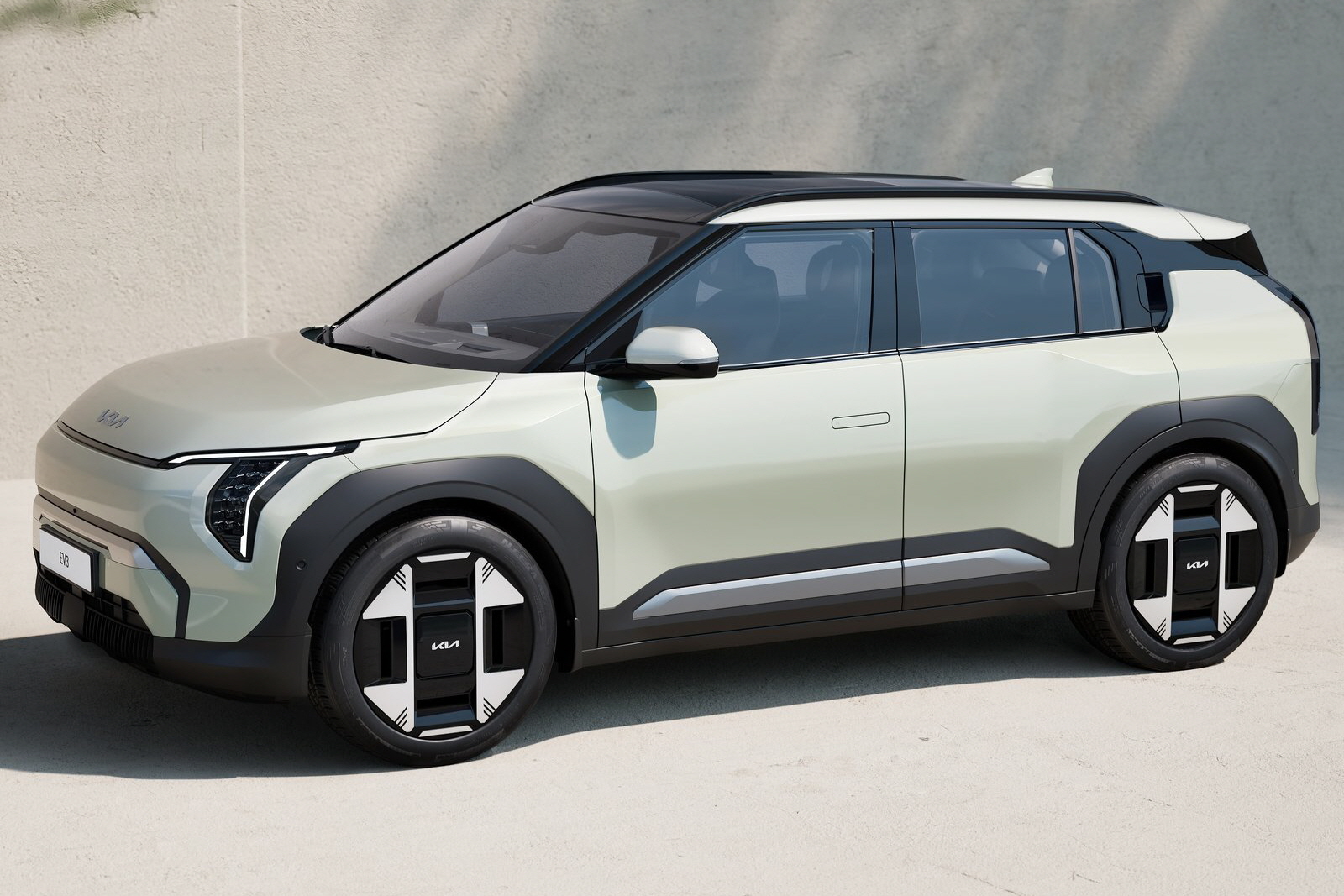 EV3 외장 사진 1