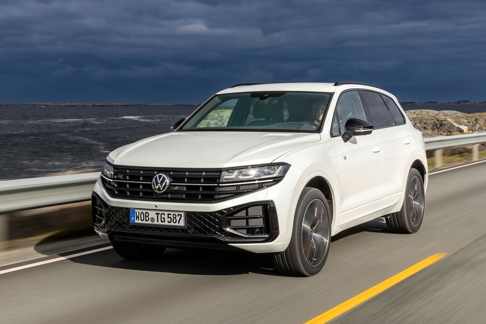 폭스바겐 투아렉 3.0 TDI 프레스티지 2025년 9월 프로모션 할인가 와 리스·렌트 조건 완전분석