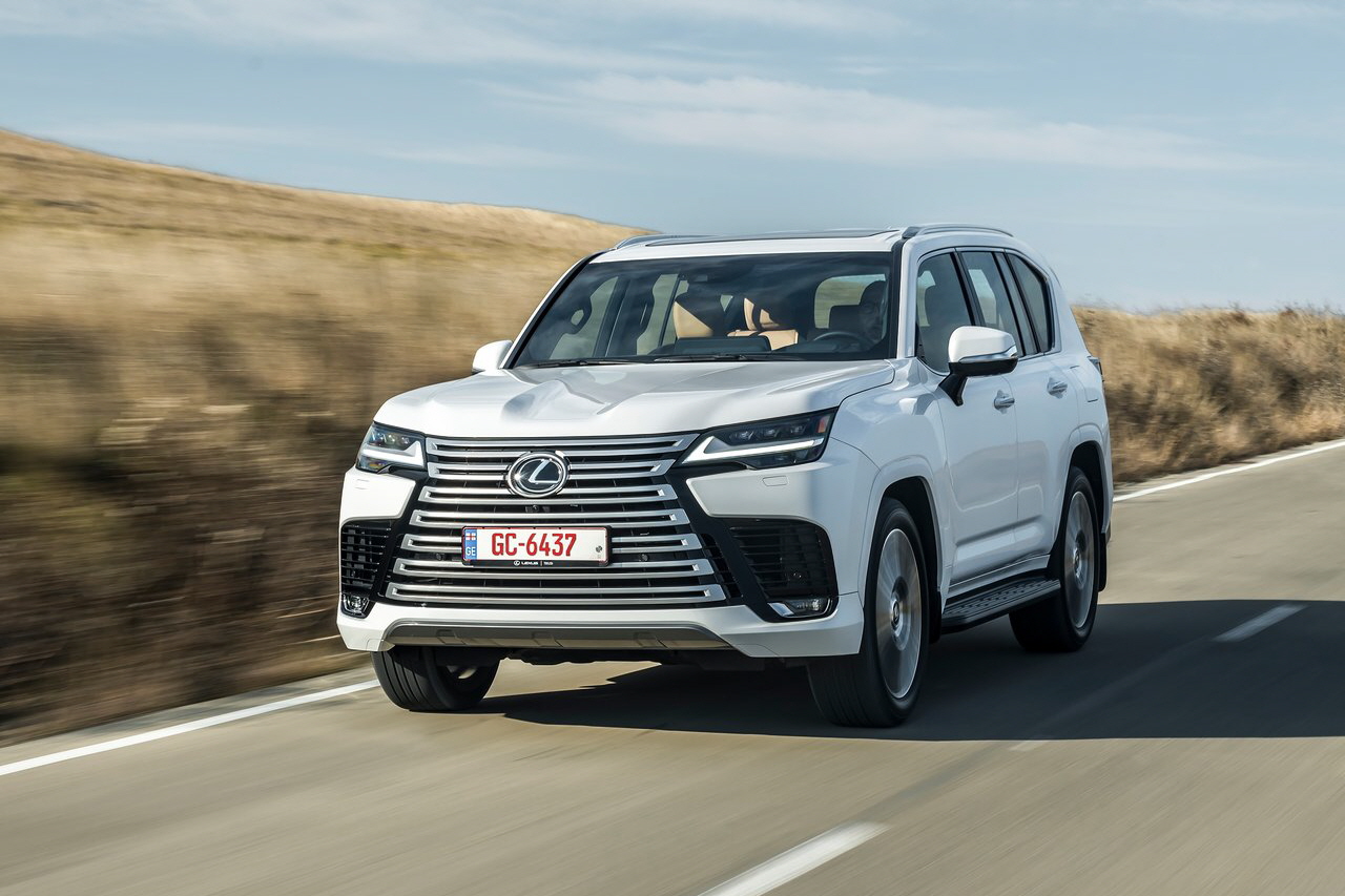 LX 외장 사진 1