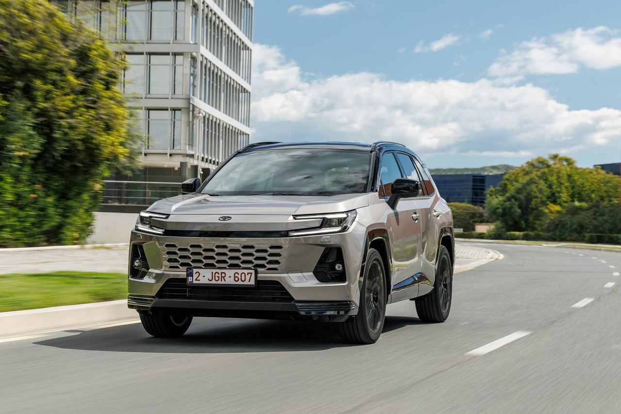 RAV4 외장 사진 2
