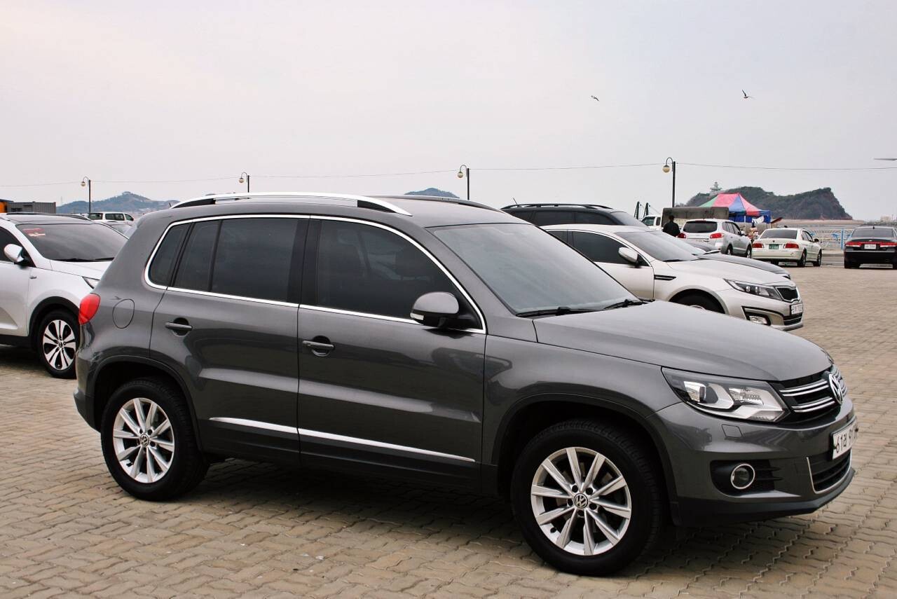 폭스바겐 티구안 2.0 TDI 프리미엄 이미지2