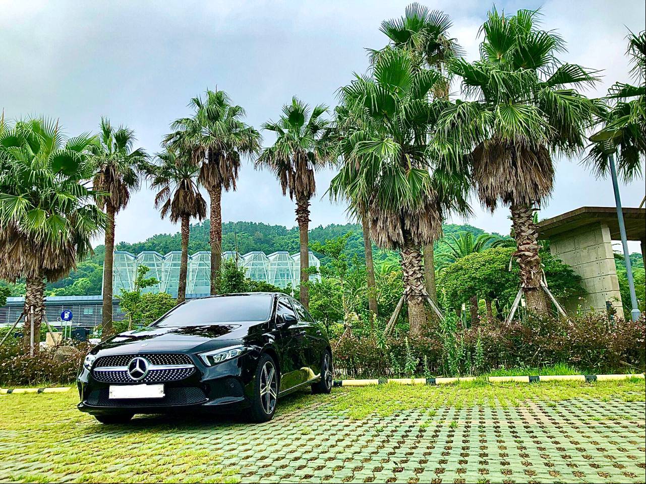 벤츠 A-클래스 A 250 4Matic 세단 게시글 썸네일
