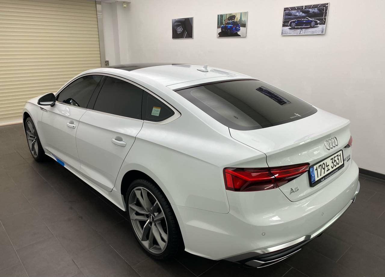 아우디 A5 45 TFSI 콰트로 프리미엄 스포츠백 썸네일 이미지