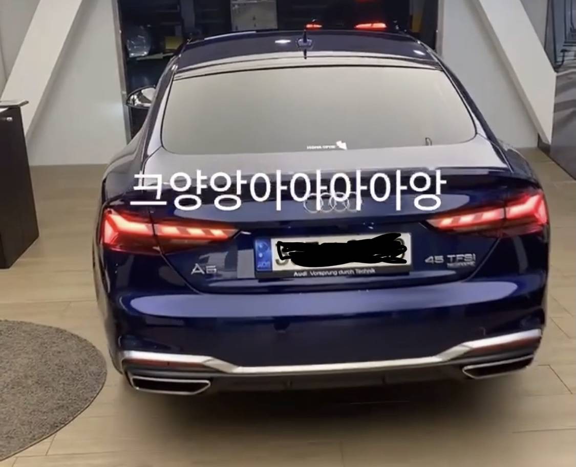 아우디 A5 45 TFSI 콰트로 프리미엄 스포츠백 썸네일 이미지