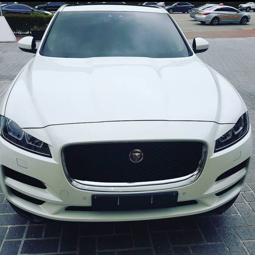 재규어 F-Pace 20d 프레스티지 썸네일