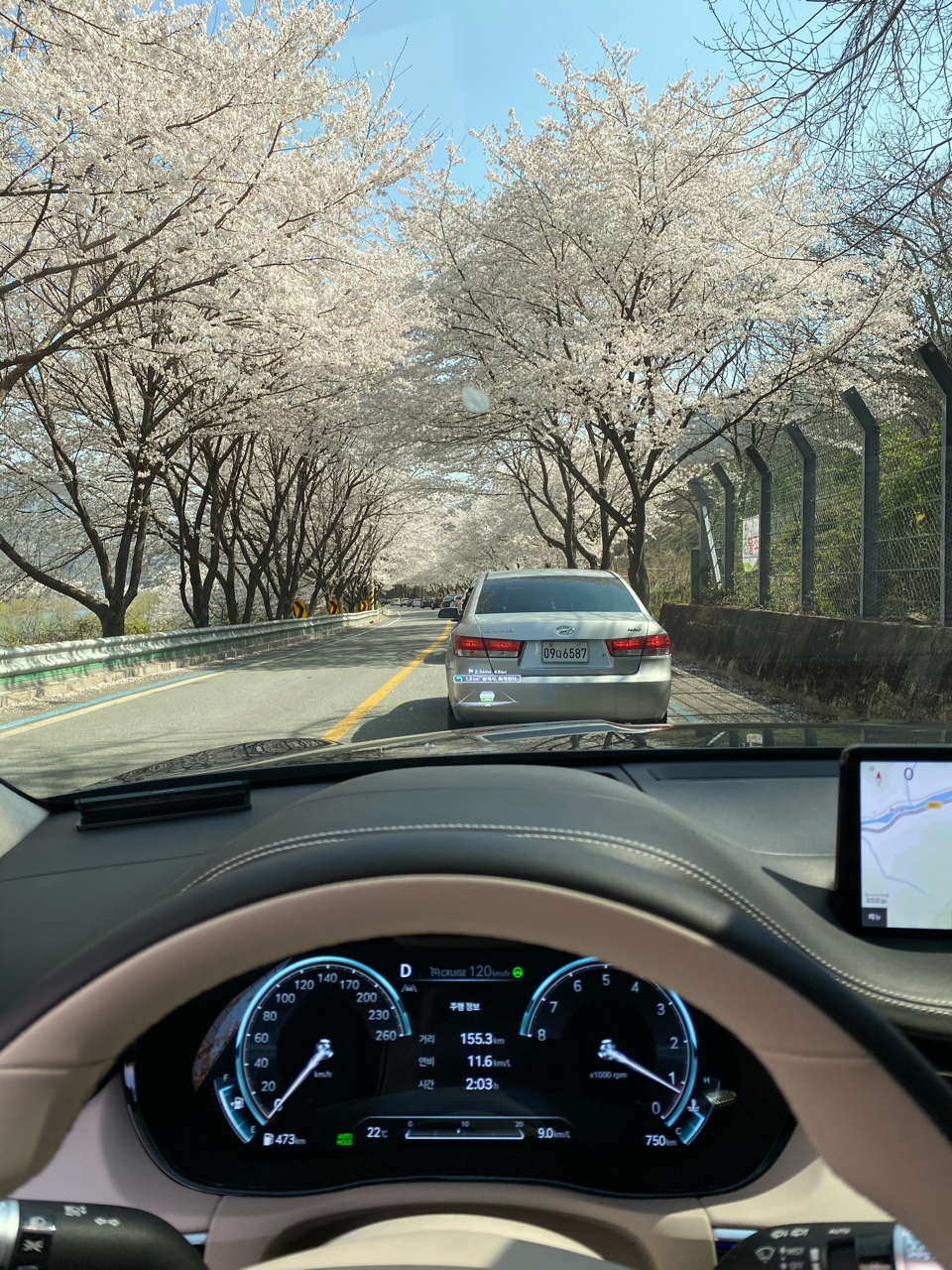 제네시스 GV70 가솔린 2.5 터보 AWD 파퓰러II 패키지 썸네일 이미지